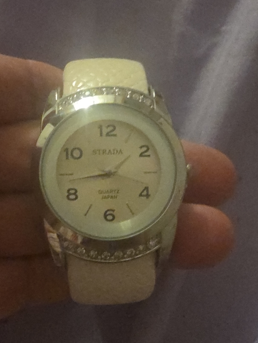 Strada Women's Cream Leather Bracelet Watch - Elegant Crystal Accents